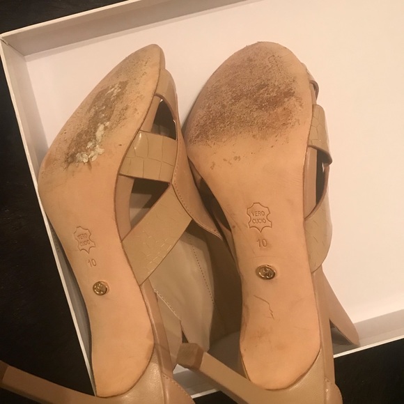 Shoes - Picture 3 of 4